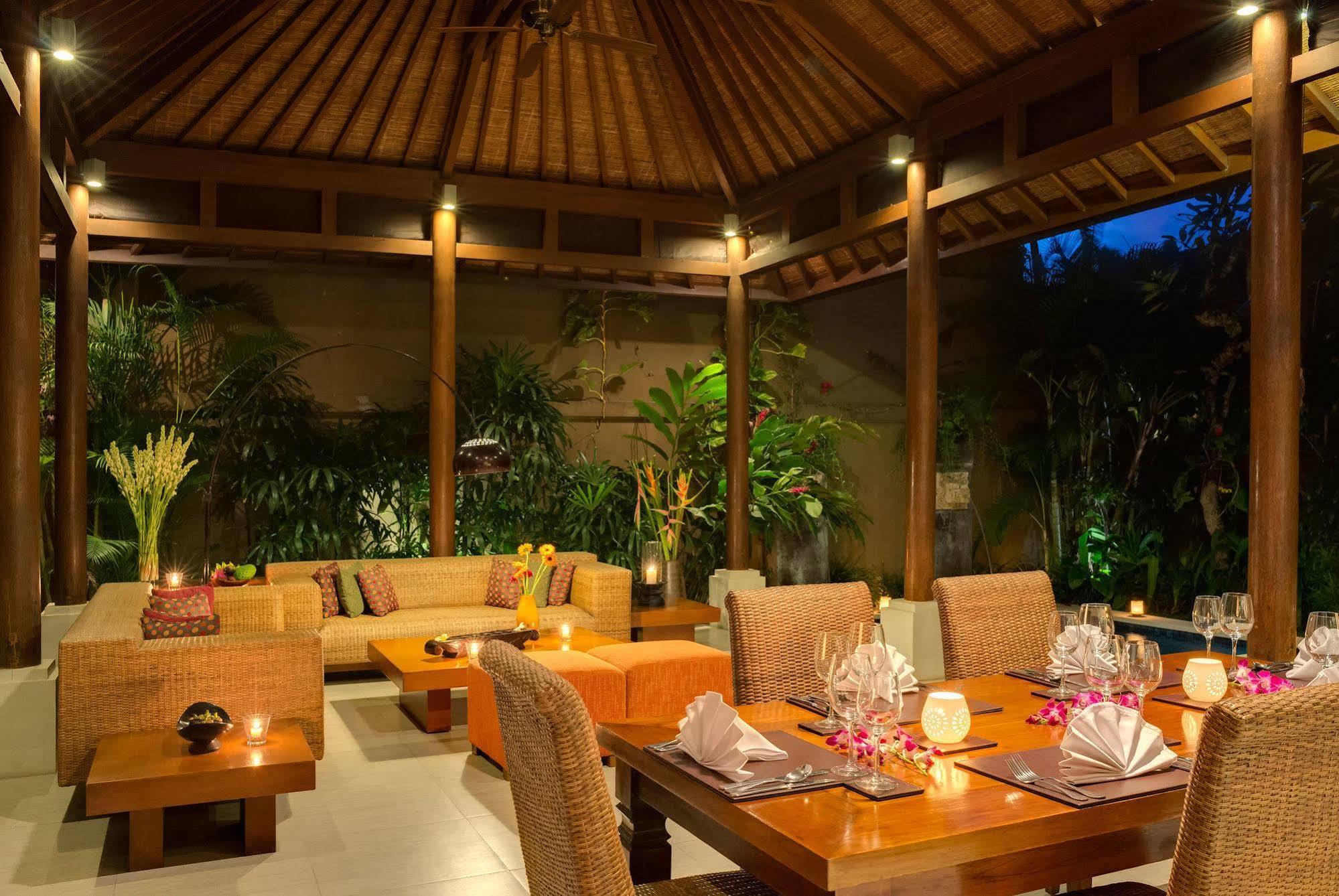 Lakshmi Villas Seminyak Exterior foto